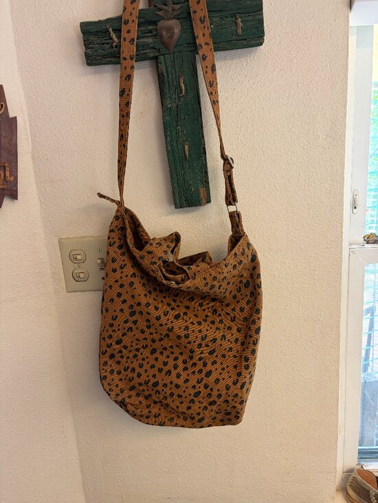 BAGGU Handbags - Baggu Vertical Duck Canvas Tote Nutmeg Leopard